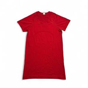 Lululemon Red Fitted Swiftly Tech short sleeve Top in red size 4 full length